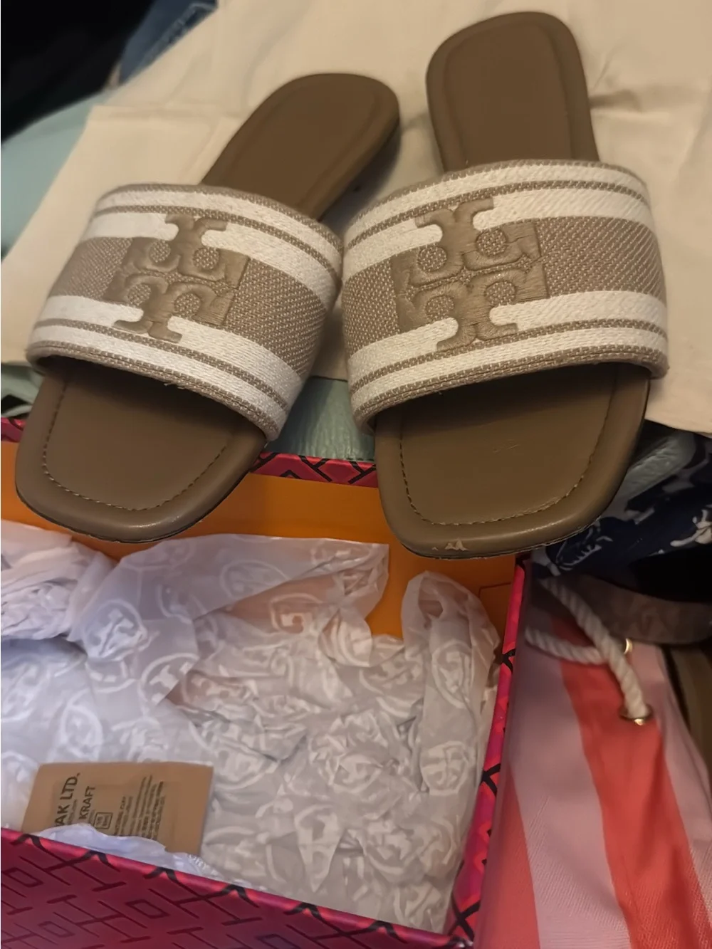TORY BURCH